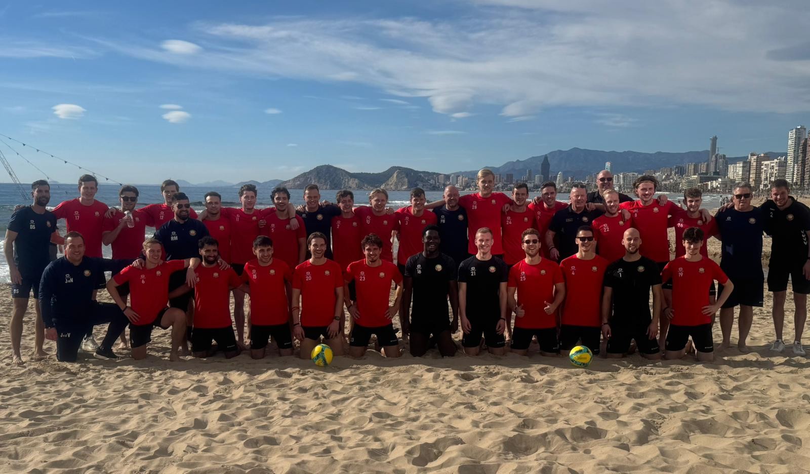 Sportieve tweede dag trainingskamp Benidorm