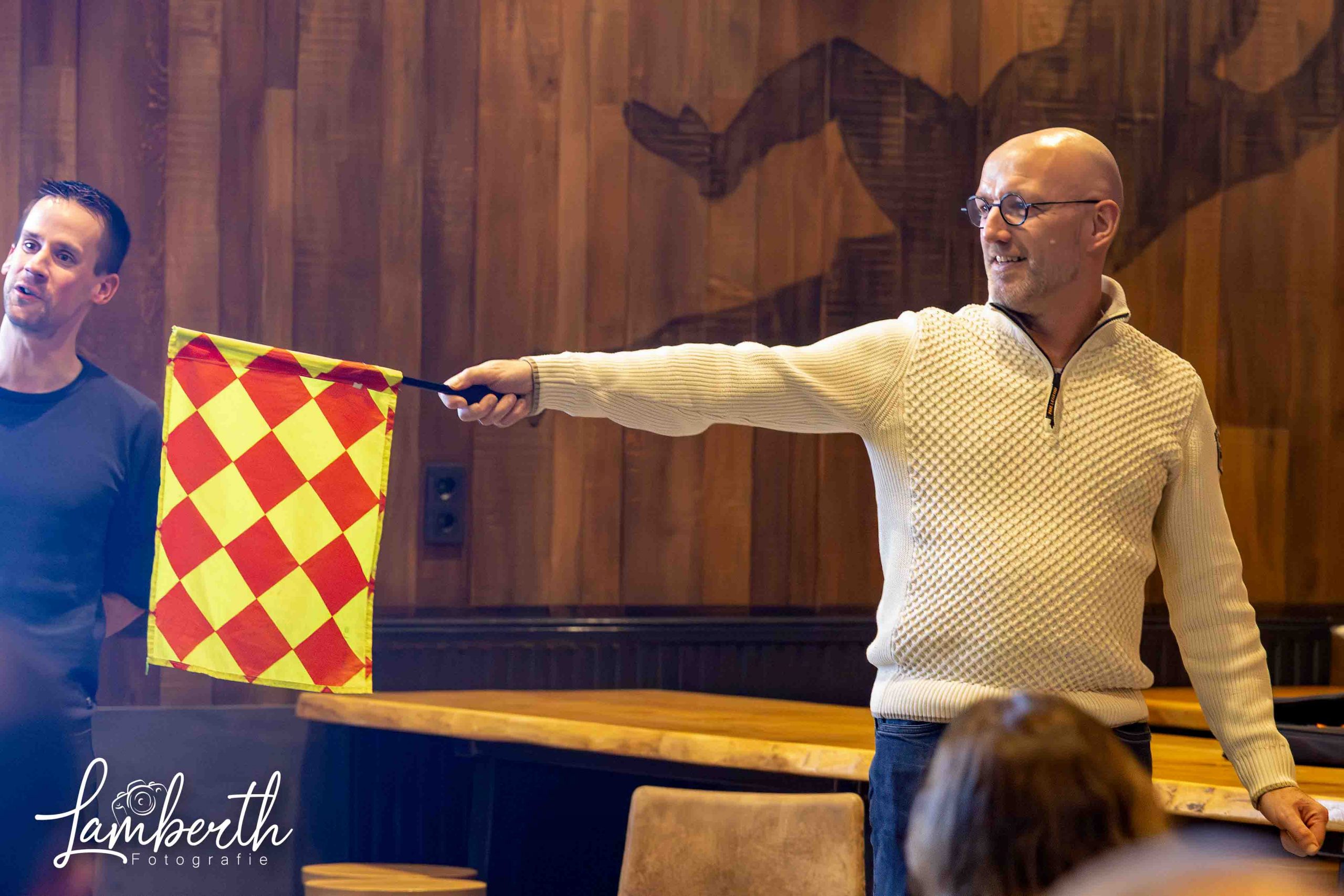 Informatieavond 'Eerste hulp bij vlaggen' goed bezocht